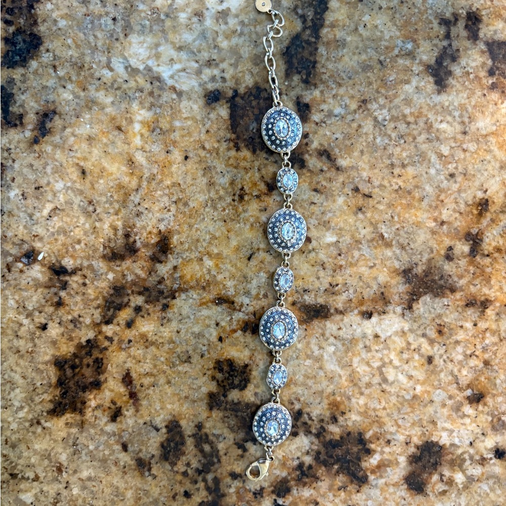 Elegant Gold and Silver Women's Bracelet